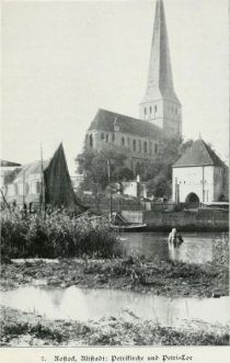 Rostock, Altstadt - Petrikirche und Petri-Tor