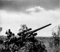 BUK 002 Deutsche Artillerie eröffnet den Feuerkampf gegen die Sowjets im Juli 1941