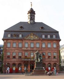 Hanau, Rathaus