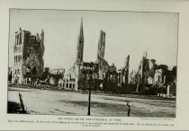 Wk1 Der Hauptplatz und die Kathedrale von Ypres