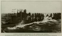 Wk1 Ein deutsches U-Boot übergibt Gefangene an das amerikanische Schiff -Fanning-