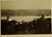 094. Der Bosporus bei Rumeli Hissar (im Vordergrund), gegenüber Anatoli Hissar am asiatischen Ufer